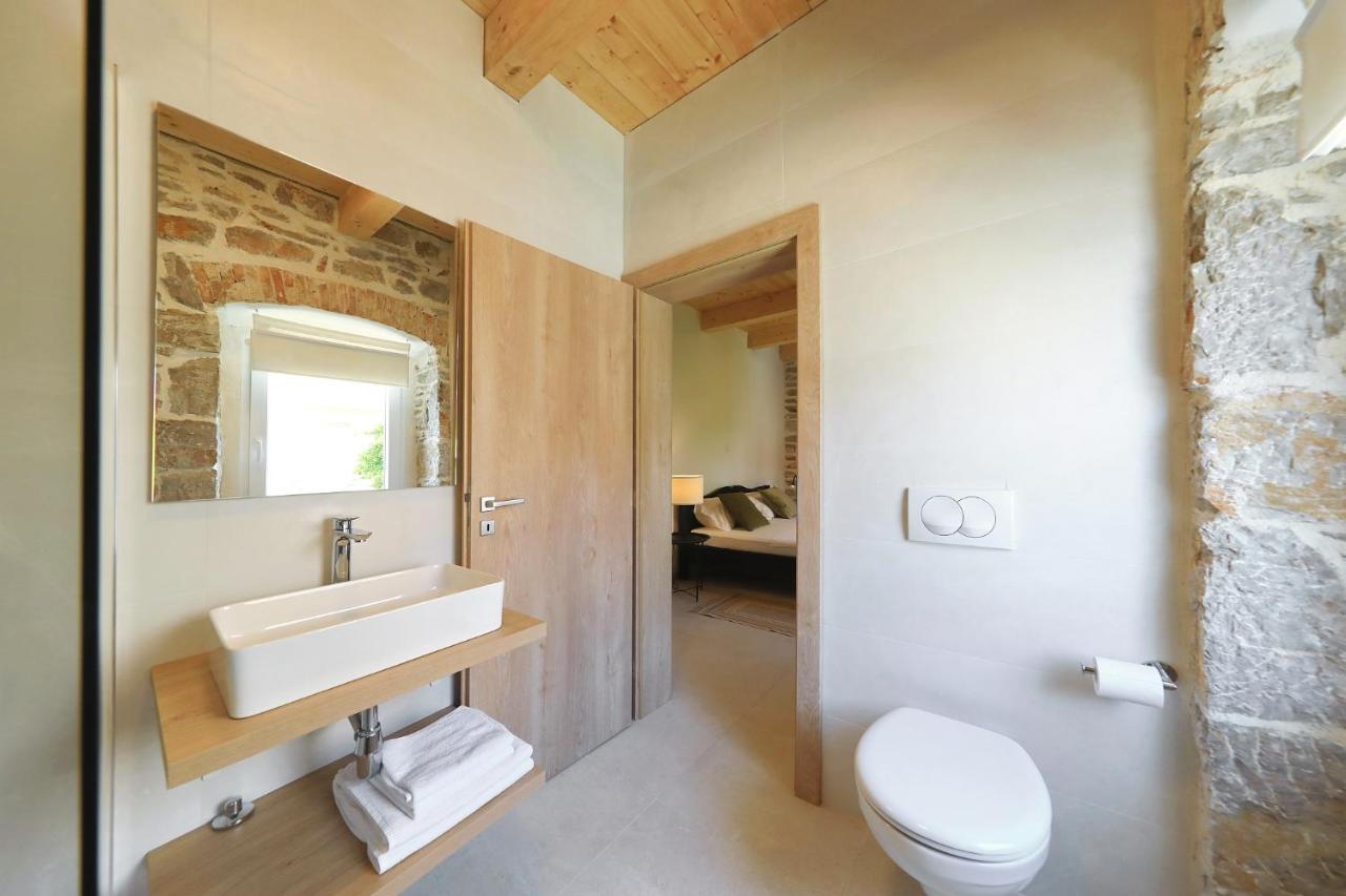 Villa Mira With A Heated Pool And A Sea View Bozava Ngoại thất bức ảnh